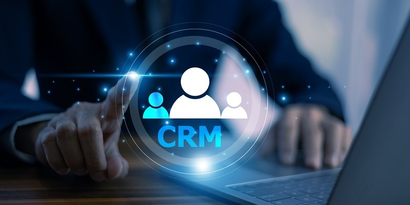 ¿Cómo automatizar el seguimiento de clientes potenciales con HubSpot CRM sin perder la personalización ?